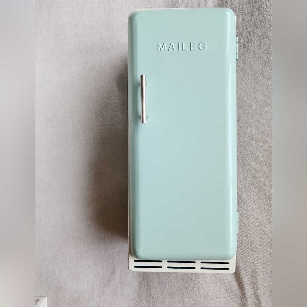 Maileg Metal Miniature Fridge